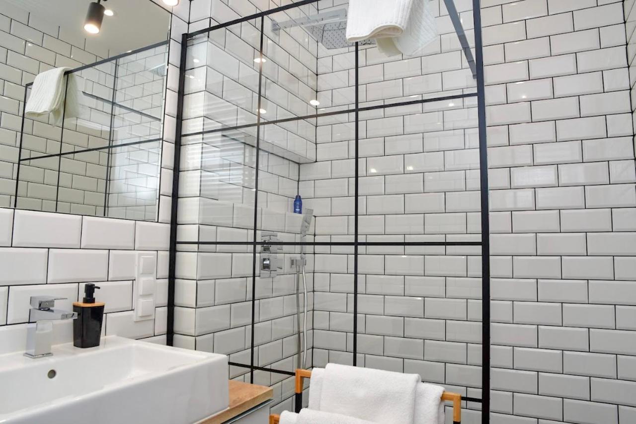 Apartament Lekka Lägenhet Warszawa Exteriör bild